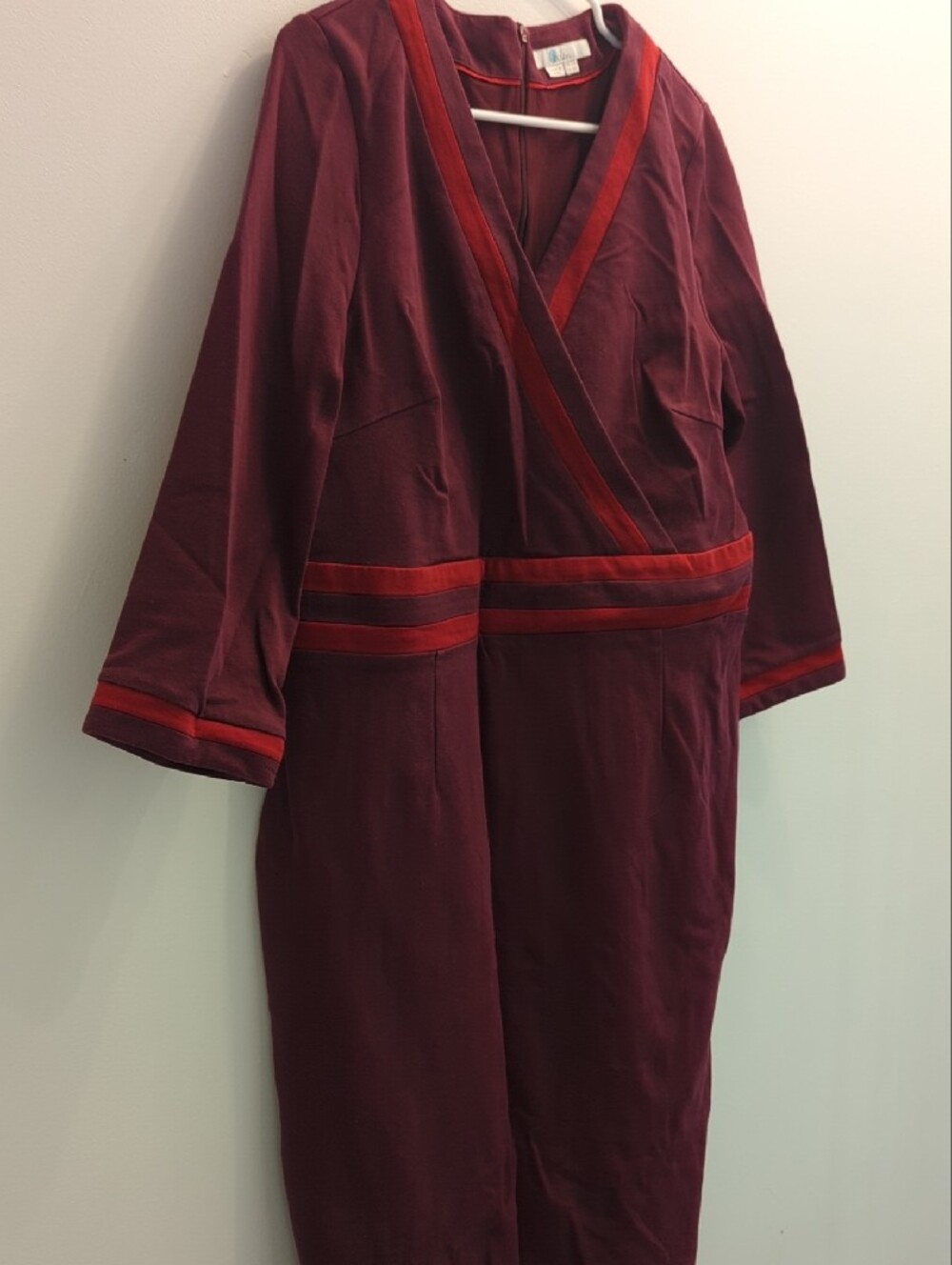 Boden Burgundy Ponte-Knit Dress with Red Trim (US 18L) - Picture 4 of 5